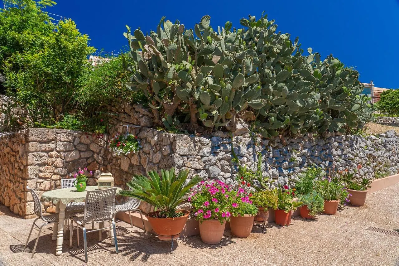 Saint George Castle Villa With Sea View Livathos  Holiday home Livathos (Kefalonia)