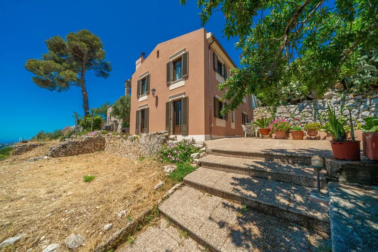 Saint George Castle Villa With Sea View Livathos  Livathos (Kefalonia)